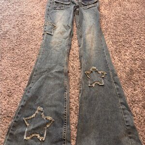 Hot Topic Gray Star Patch Flare Jeans